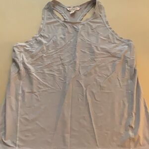 EUC woman’s athleta tank top style shirt